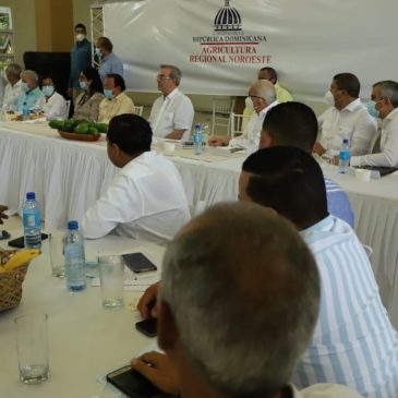 Iván Hernández Guzmán asiste a encuentro con representantes agropecuarios de la Línea Noroeste