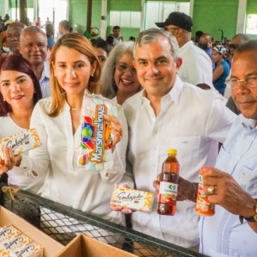 Inespre realiza gran operativo de venta de comida barata en Puerto Plata