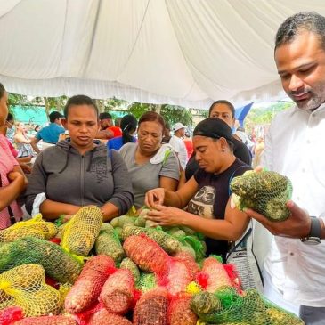 Inespre apertura un nuevo mercado de productores en Cambita, Garabito