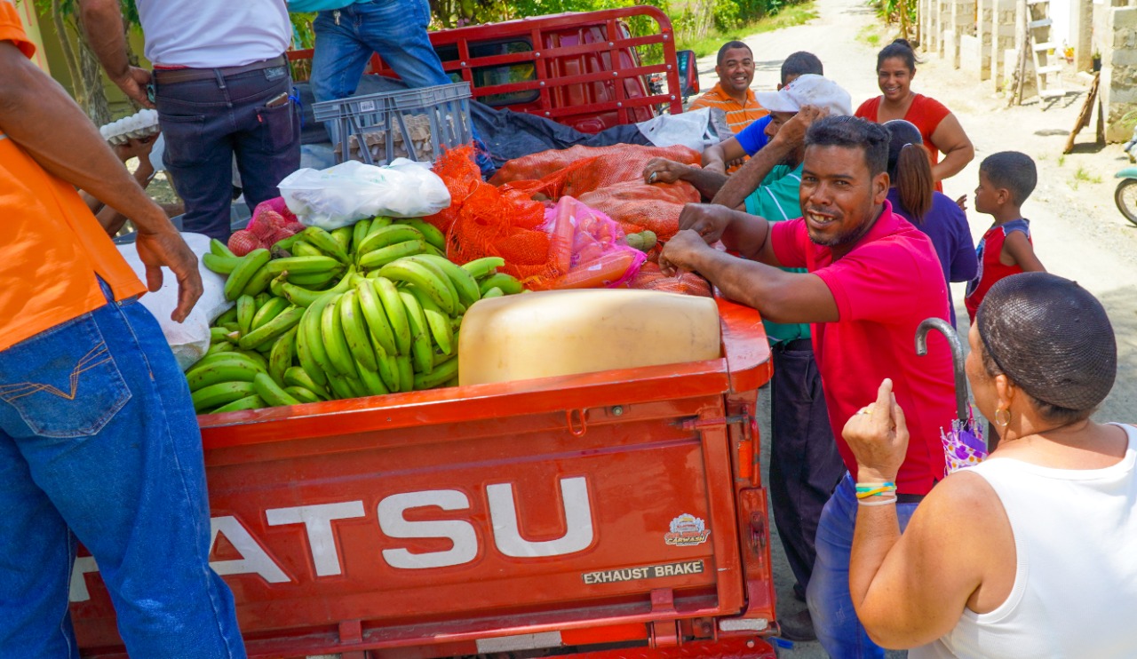 Con padres humildes y trabajando en un supermercado, así inició la