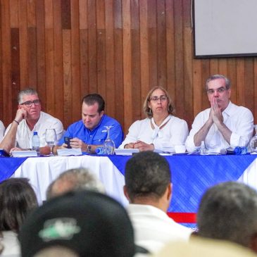 Director del Inespre participa en encuentro con productores de aguacate y café de San Cristóbal