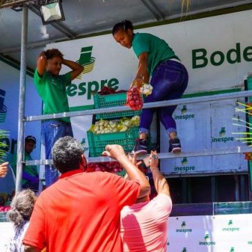 Residentes en 12 sectores de Puerto Plata se benefician de venta de comida barata en Bodegas Móviles