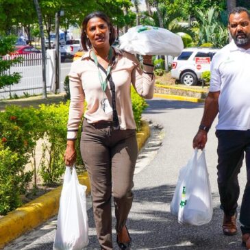 Servidores  de Inespre y el IAD se abastecen de alimentos en bodegas móviles