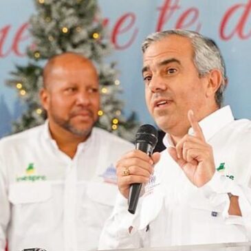 Miles de personas se abastecen de productos en inauguración de feria  “Navidad del Cambio” en Los Alcarrizos