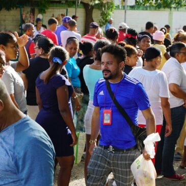 Inespre abastece de alimentos frescos y baratos a familias de Santo Domingo Oeste