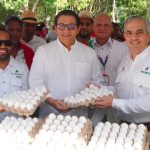 DIRECTOR DEL INESPRE, IVÁN HERNÁNDEZ GUZMÁN JUNTO AL SENADOR DE SANTIAGO DANIEL RIVERA Y OTRAS AUTORIDADES