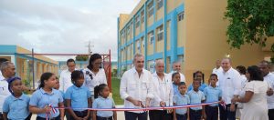 Presidente Luis Abinader encabeza inauguración del Centro Educativo Antonio Guzmán Fernández