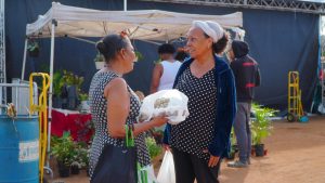 AMAS DE CASA EN FERIA NAVIDAD DEL CAMBIO EN SANTO DOMINGO ESTE