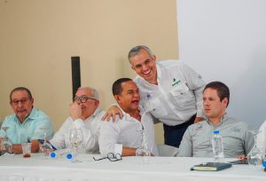 Director del Inespre participa en encuentro con comunitarios de San Francisco de Macorís