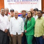 DIRECTOR DEL INESPRE, DAVID HERRERA JUNTO A DIRECTORES Y ENCARGADOS MUNICIPALES Y PROVINCIALES